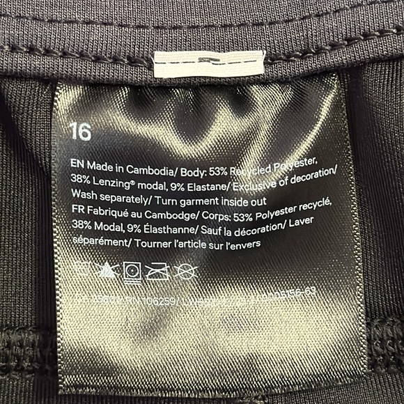 Lululemon Softstreme High-Rise Straight Leg Crop Pants Black/Charcoal Gray Sz 16 - Picture 10 of 15